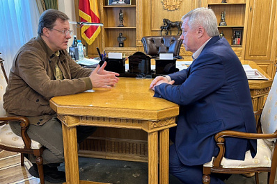 Дмитрий Азаров и Василий Голубев обсудили вопросы сотрудничества между Самарским регионом и Ростовской областью