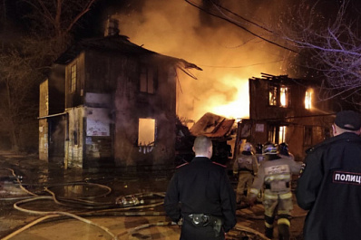 В Самаре в Ташкенском переулке загорелись дома
