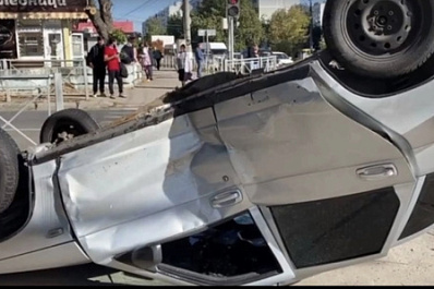 В Самарской области 21-летний водитель перевернул свой автомобиль