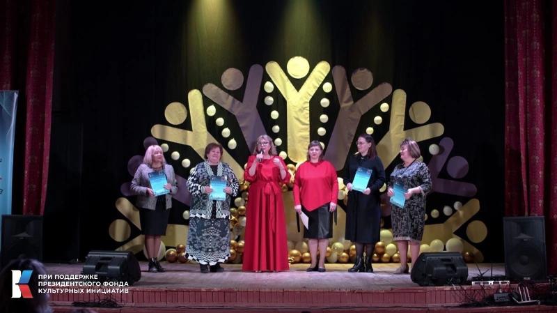 Более 500 талантливых школьников объединил фестиваль-конкурс детского и юношеского творчества "Самарский хоровод дружбы"