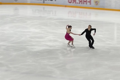 Красота и грация на льду: в Самаре завершились всероссийские соревнования по фигурному катанию "Кумпарсита"