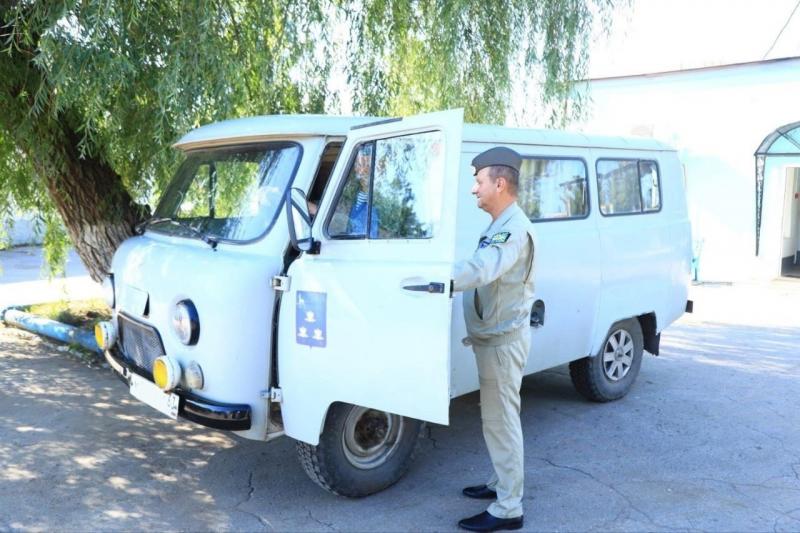 В Самарской области сотрудники предприятия передали автомобиль УАЗ для бойцов на СВО