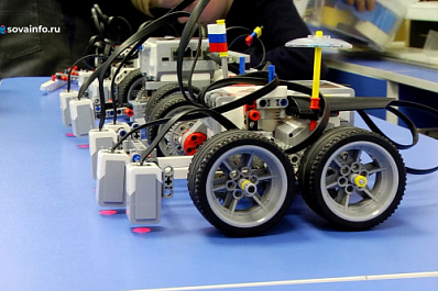 Соревнования роботов: в Тольятти юные инженеры продемонстрировали возможности своих разработок
