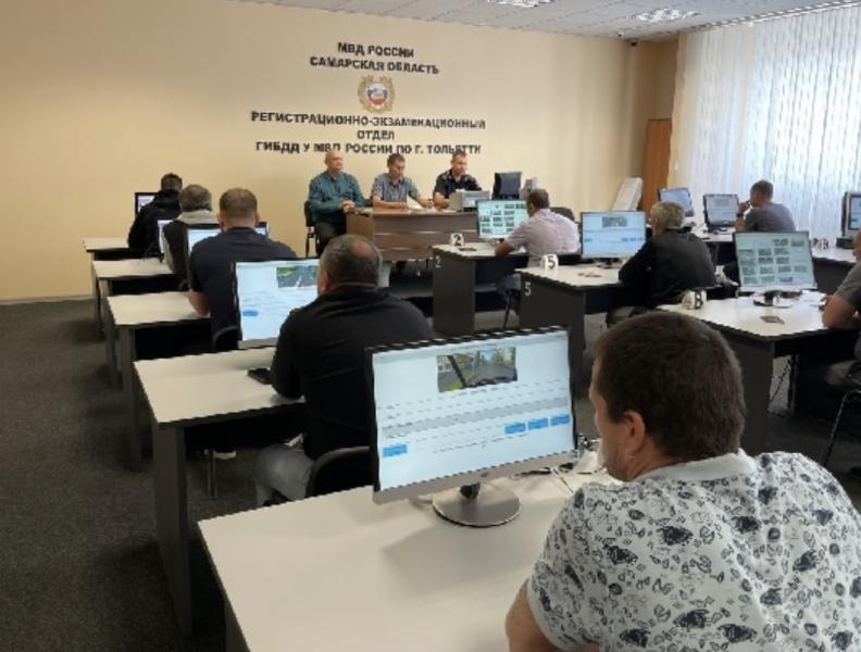 В тольяттинском ОГИБДД прошел гражданский мониторинг
