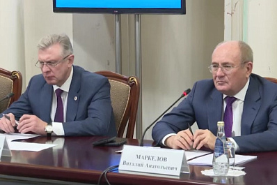 Дмитрий Азаров провел встречу с зампредседателя правления ПАО "Газпром" Виталием Маркеловым