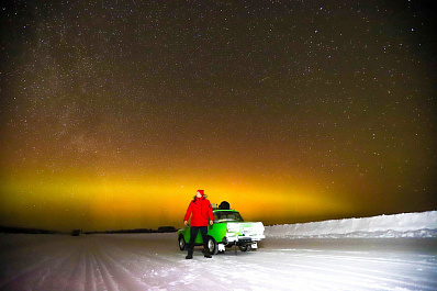 За полярный круг на "Москвиче": как самарский путешественник добрался до Арктики по зимникам на раритетном авто