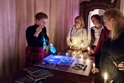 Тайны усадьбы Бострома: в Самарском литературном музее прошла экскурсия при свечах