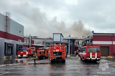 В Тольятти горит пельменный цех на заводе