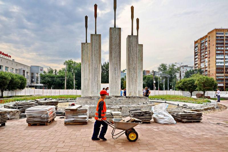 Самарцам рассказали о ходе реконструкции памятника погибшим воинам-землякам