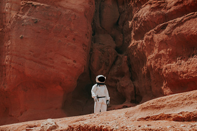 Студентка из Самары рассчитала условия для миссии по исследованию марсианского спутника