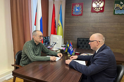 Сенатор Андрей Кислов обсудил с главой Красноярского района подготовку к выборам Президента