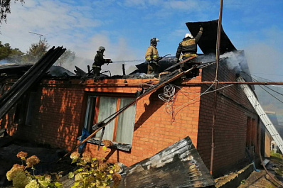 Дома горели, машины бились: спасатели рассказали о работе за прошедшую неделю